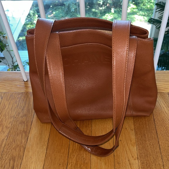 Logo Tote - Picture 8 of 15